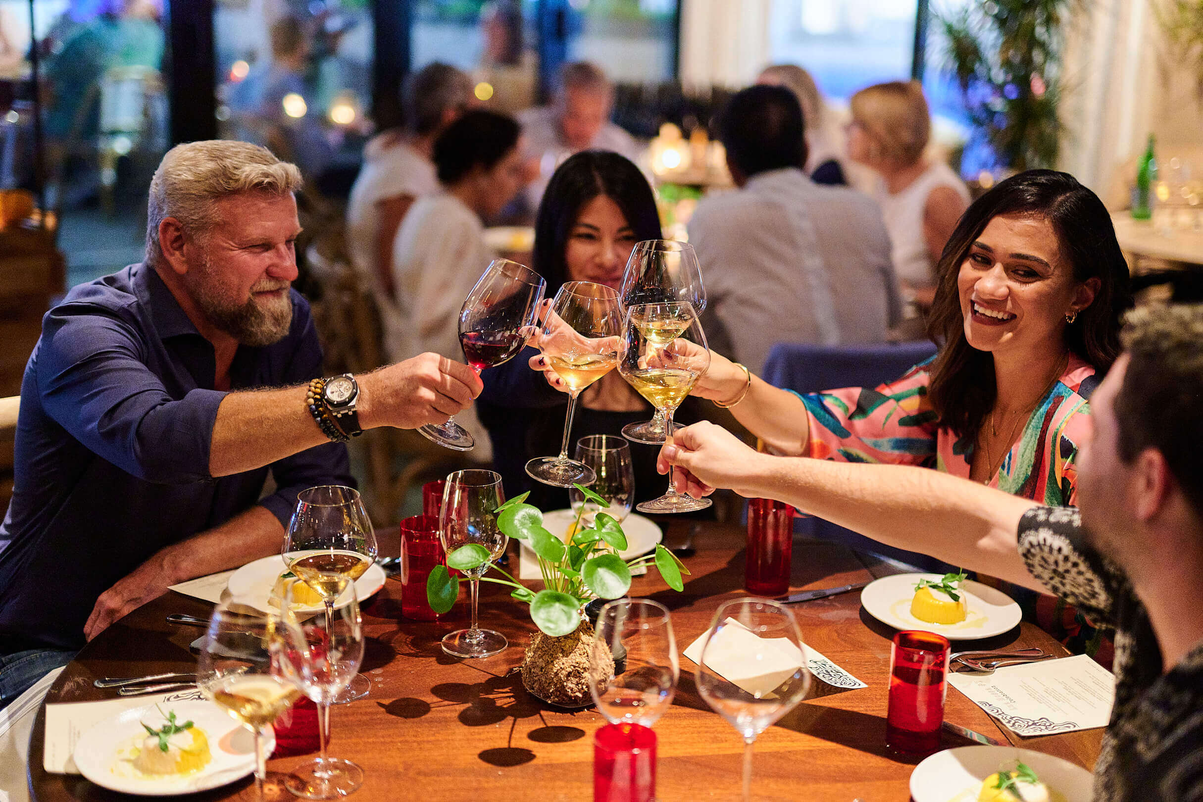 CELEBRATE THE HOLIDAYS MIAMI-STYLE AT MICHAEL’S GENUINE